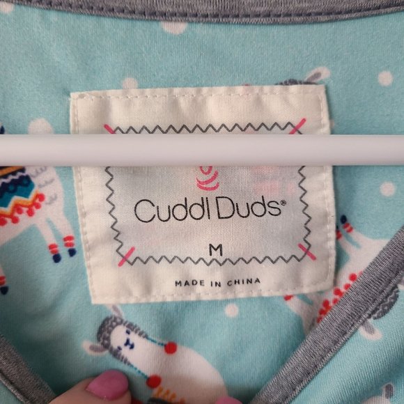 Cuddl Duds US Women's Size M Long Sleeve LLama Pajama Top Soft Stretch - Picture 6 of 10